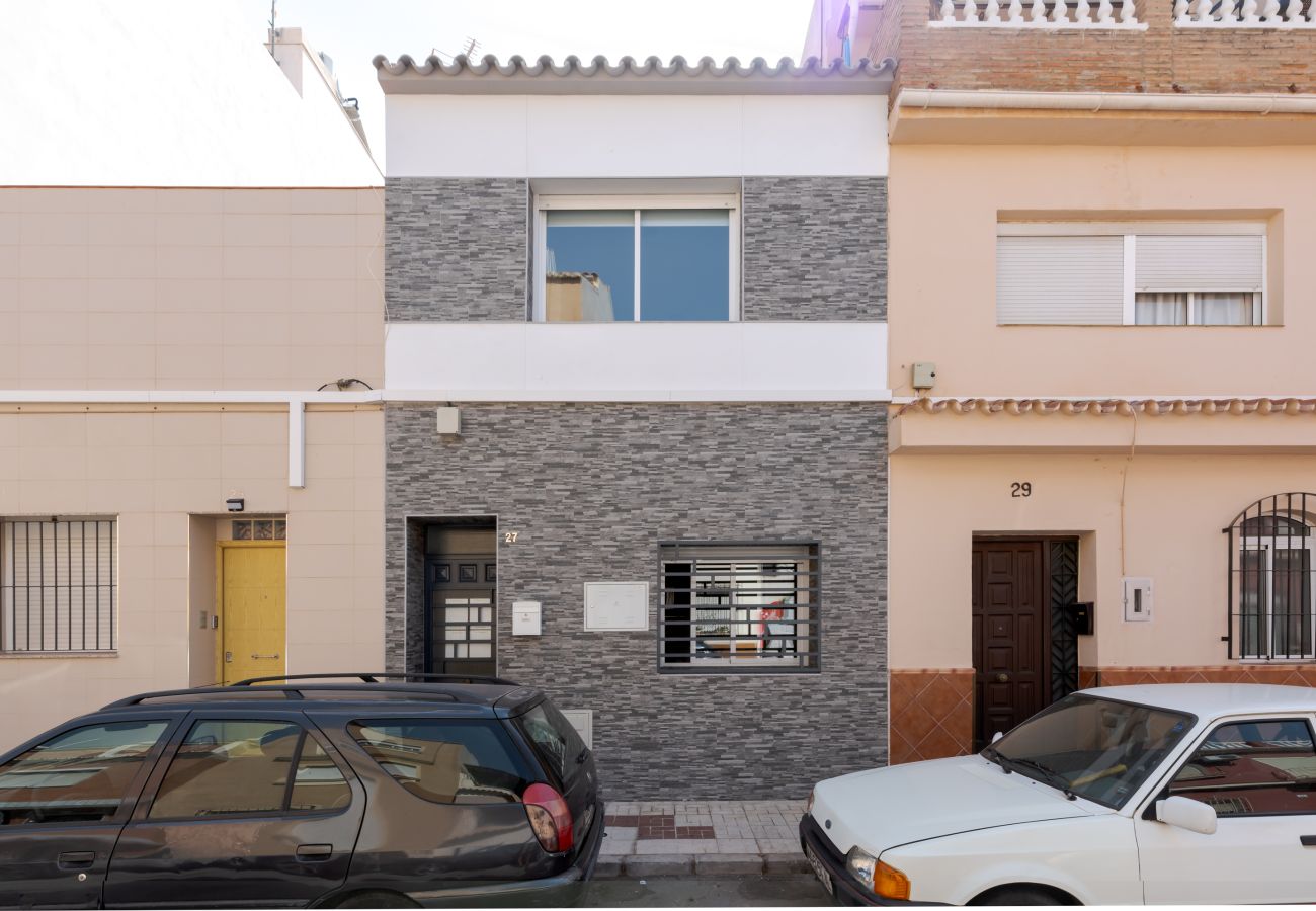 Apartment in Málaga - WintowinRentals Altamira Suites High Floor