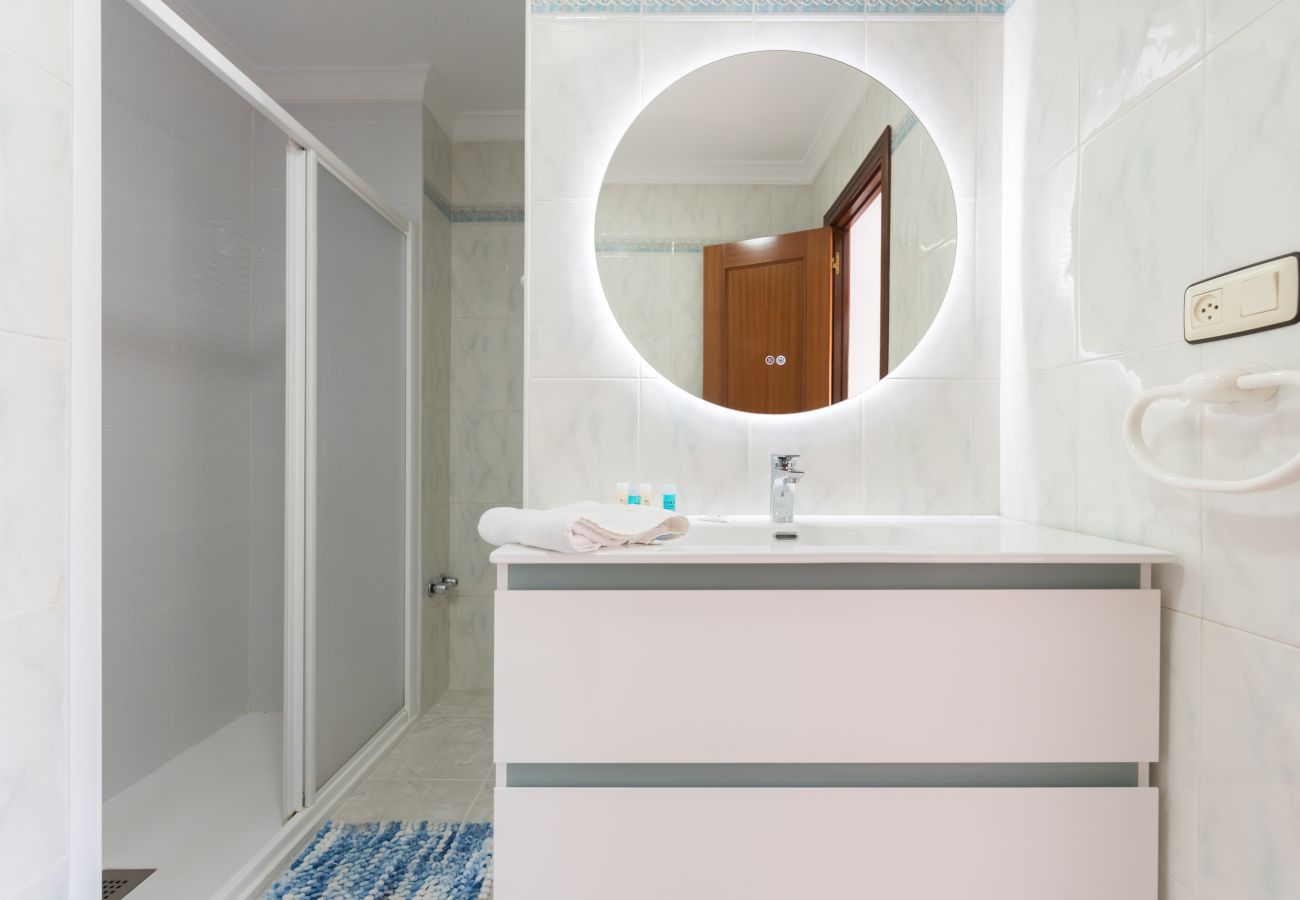 Apartment in Rincón de la Victoria - WintowinRentals Spectacular Sea Views on the Beachfront