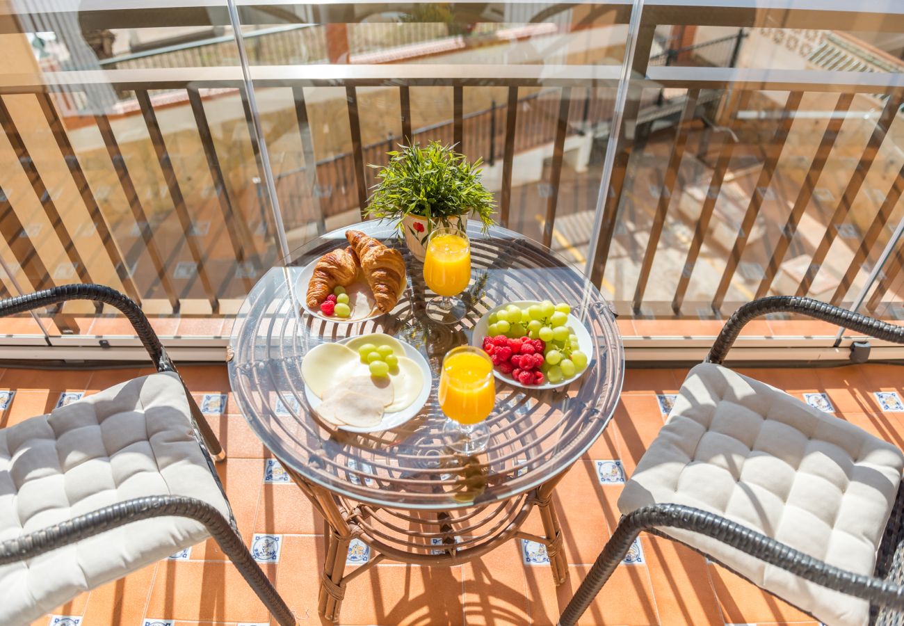 Apartment in Rincón de la Victoria - WintowinRentals Spectacular Sea Views on the Beachfront