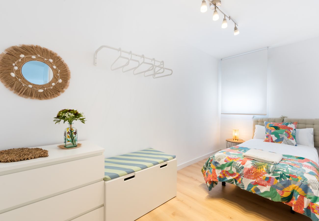 Apartment in Málaga - WintowinRentals Modern, Fully Equipped and Well Connected Apartment in Málaga