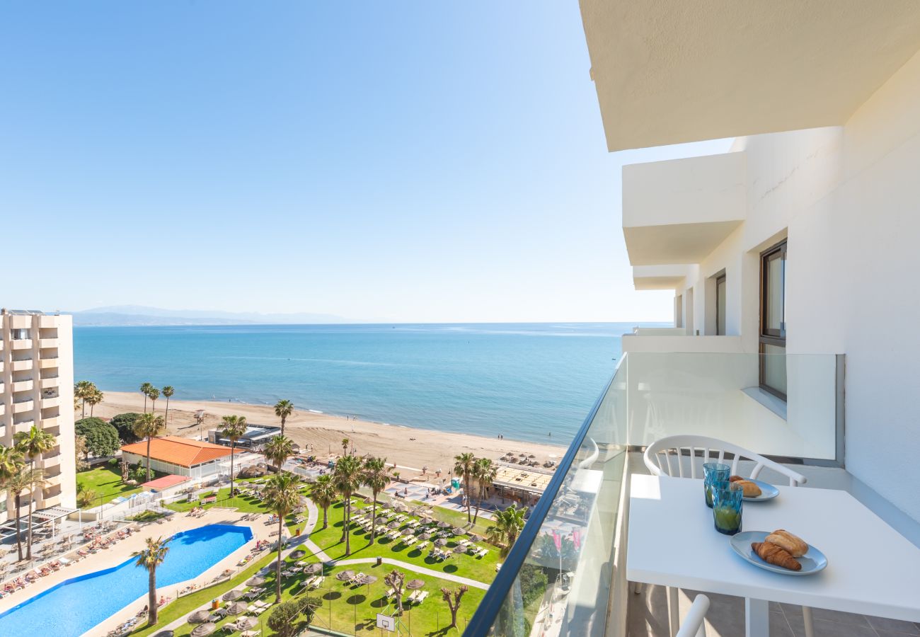 Apartment in Torremolinos - WintowinRentals Private Apartment in Ocean House with Sea Views
