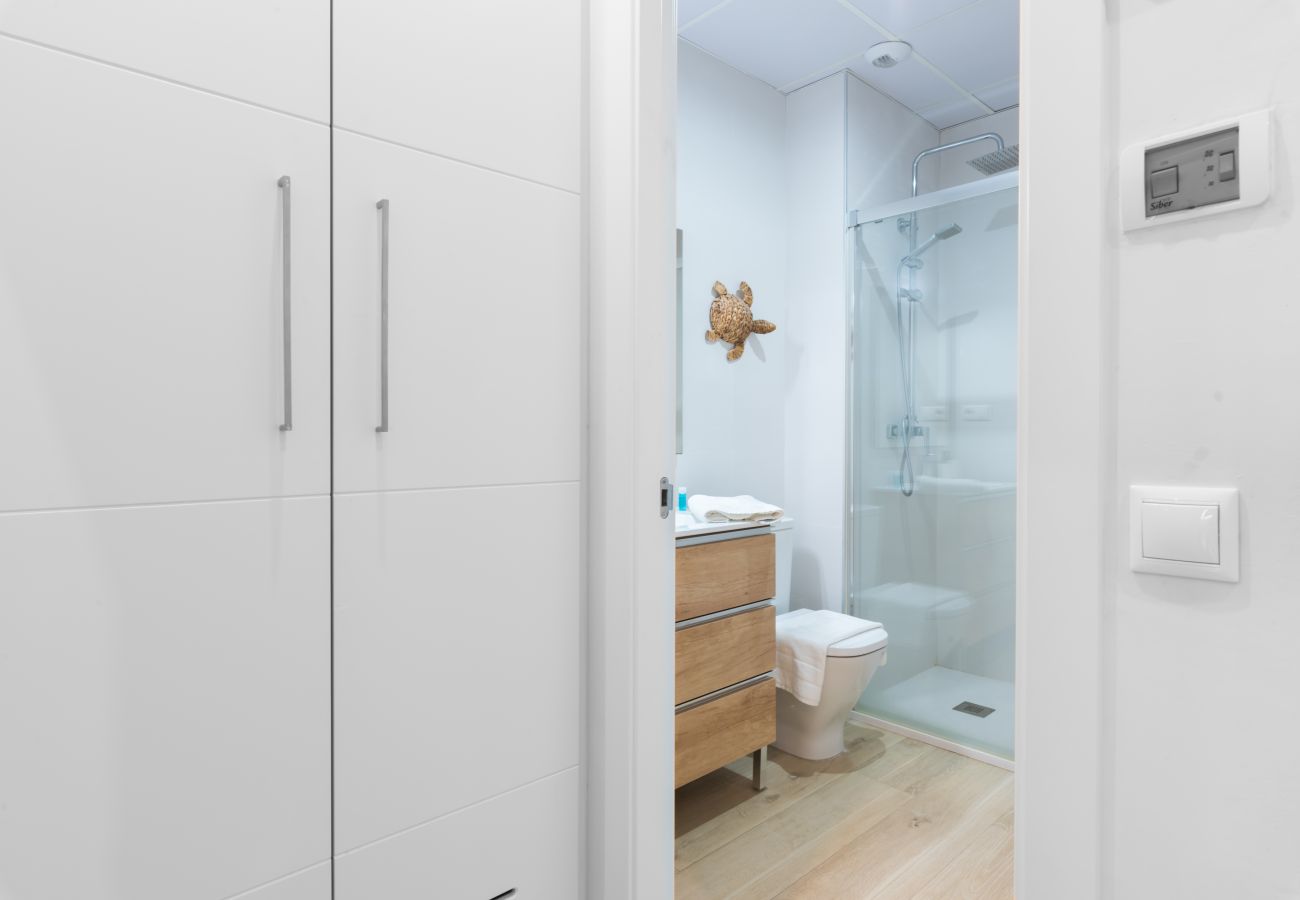 Studio in Málaga - WintowinRentals Stylish Apartment in Central Málaga