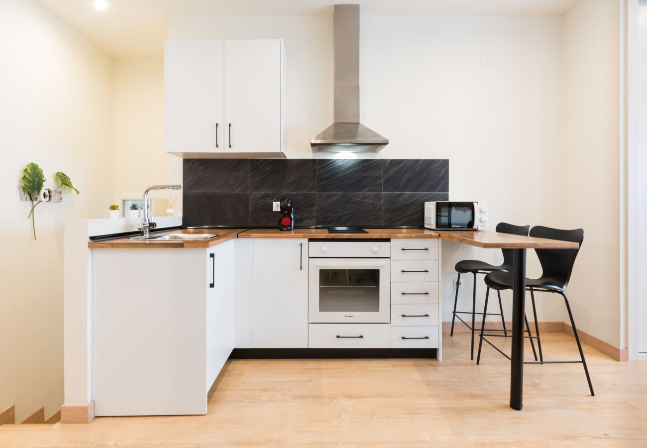 Studio in Málaga - WintowinRentals Stylish Apartment in Central Málaga