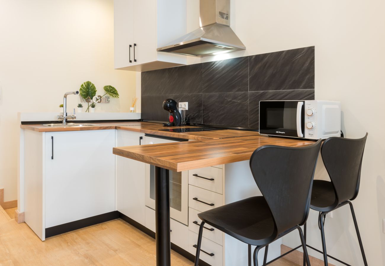 Studio in Málaga - WintowinRentals Stylish Apartment in Central Málaga