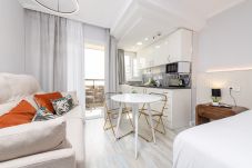Apartment in Torremolinos - WintowinRentals Private Apartment in Sol Timor
