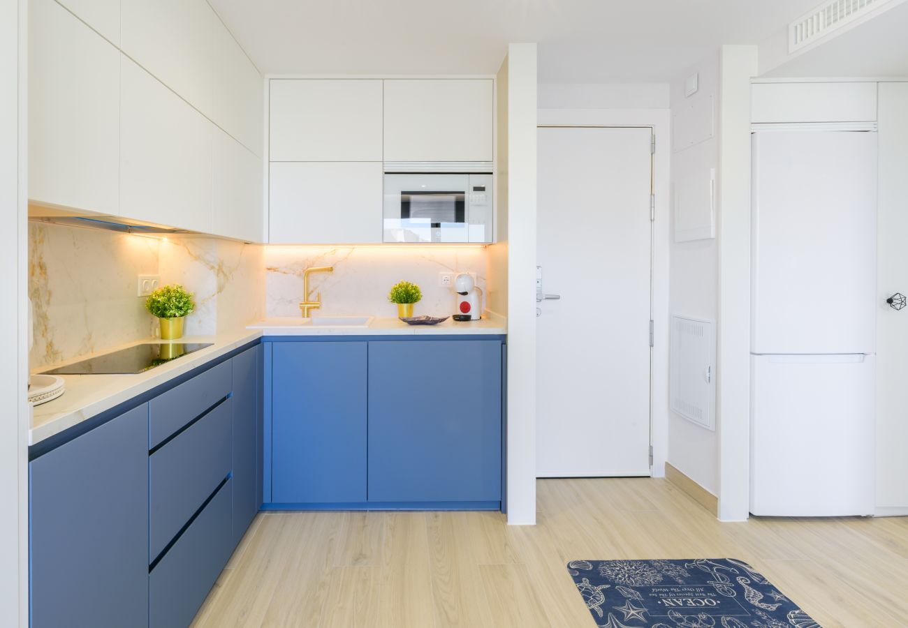 Apartment in Torremolinos - WintowinRentals Premium Apartment in Ocean House