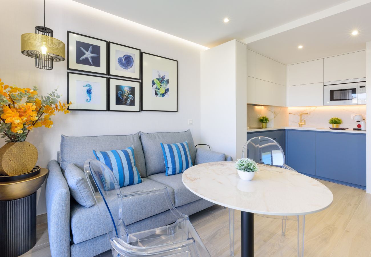 Apartment in Torremolinos - WintowinRentals Premium Apartment in Ocean House