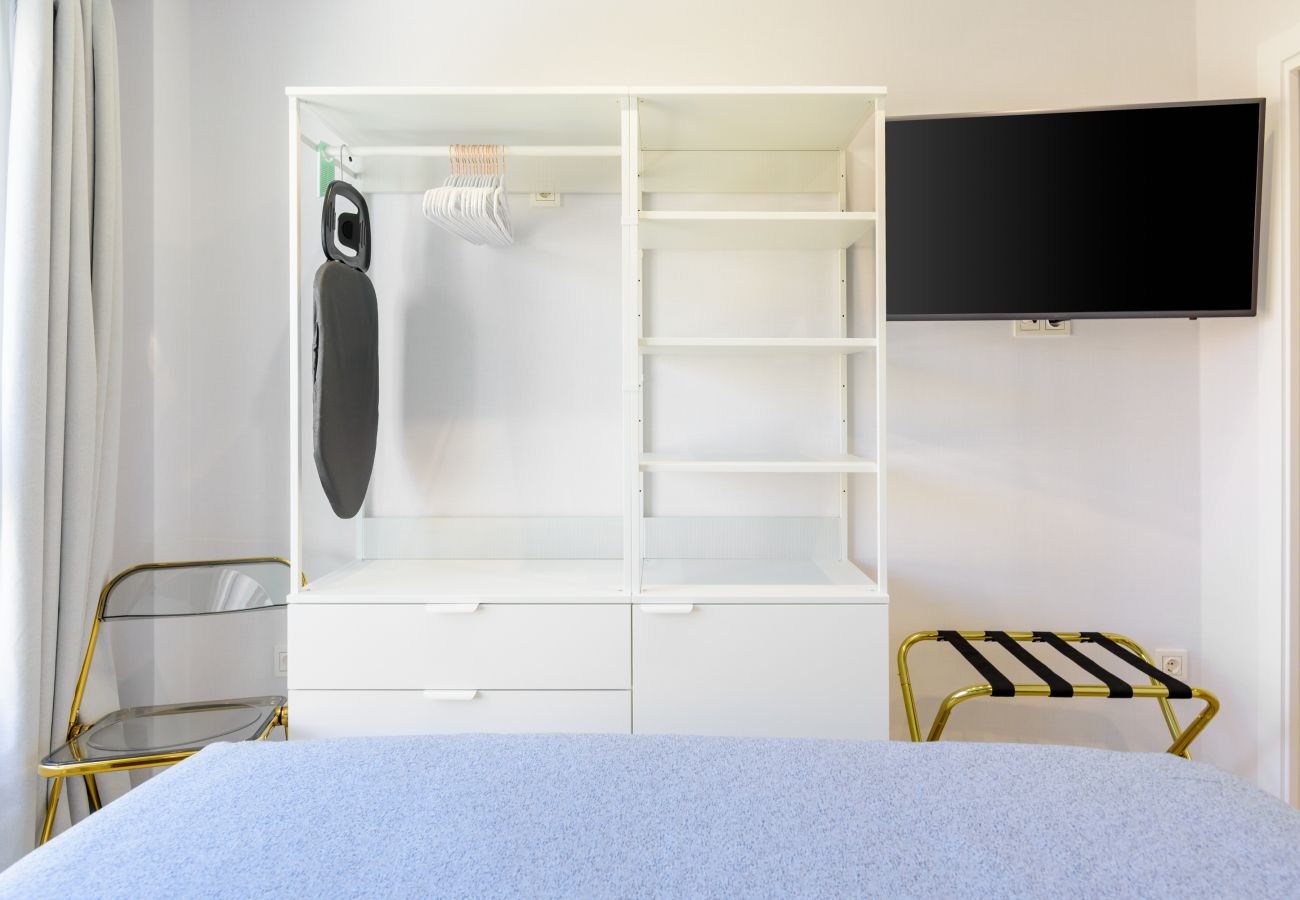 Apartment in Torremolinos - WintowinRentals Premium Apartment in Ocean House