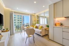 Apartment in Torremolinos - WintowinRentals Luxury apartment in HOTEL OCEAN HOUSE