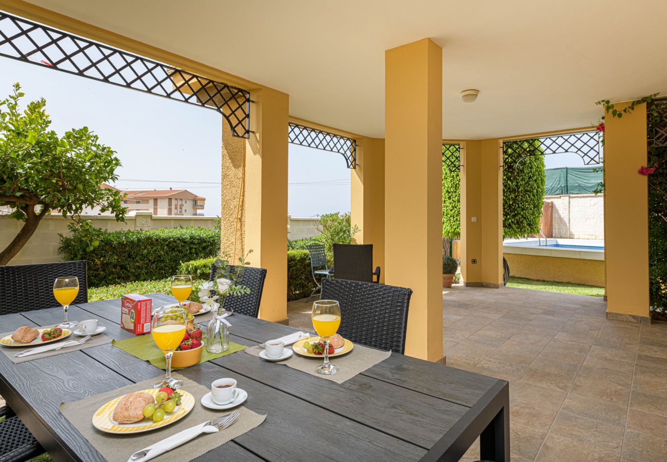 House in Rincón de la Victoria - WintowinRentals House with Private Pool in Rincón