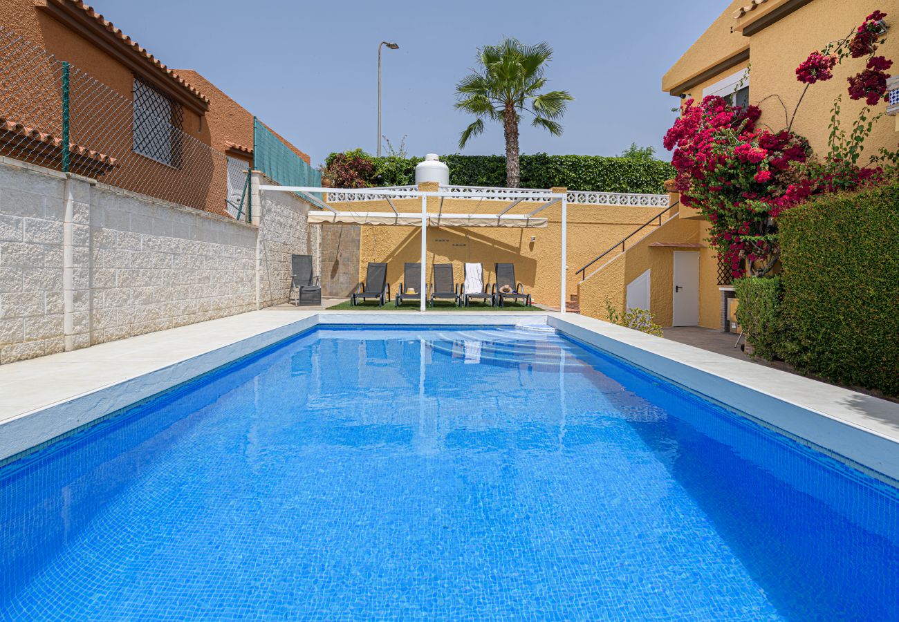 House in Rincón de la Victoria - WintowinRentals House with Private Pool in Rincón