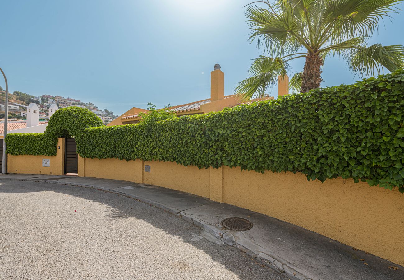 House in Rincón de la Victoria - WintowinRentals House with Private Pool in Rincón