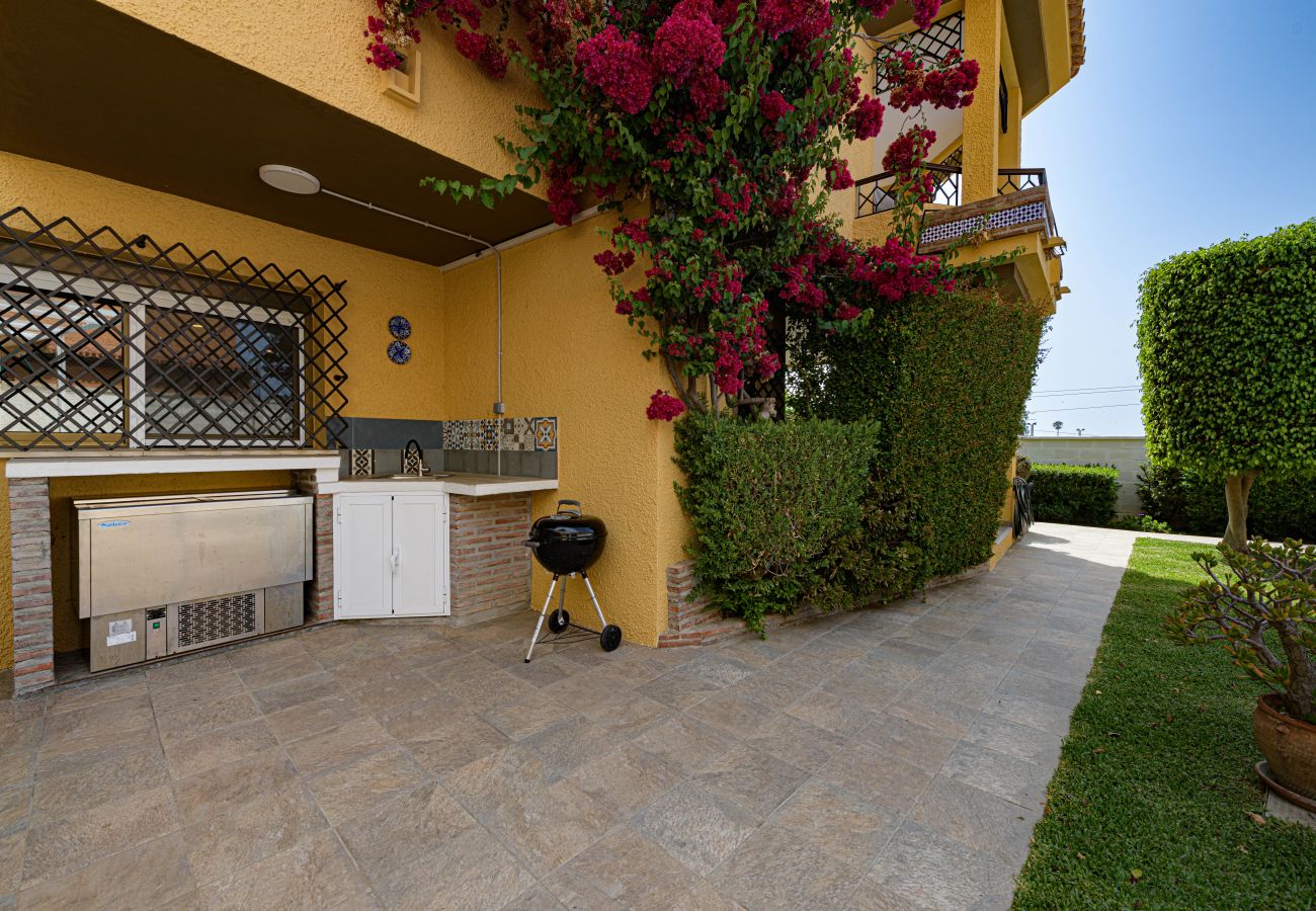 House in Rincón de la Victoria - WintowinRentals House with Private Pool in Rincón