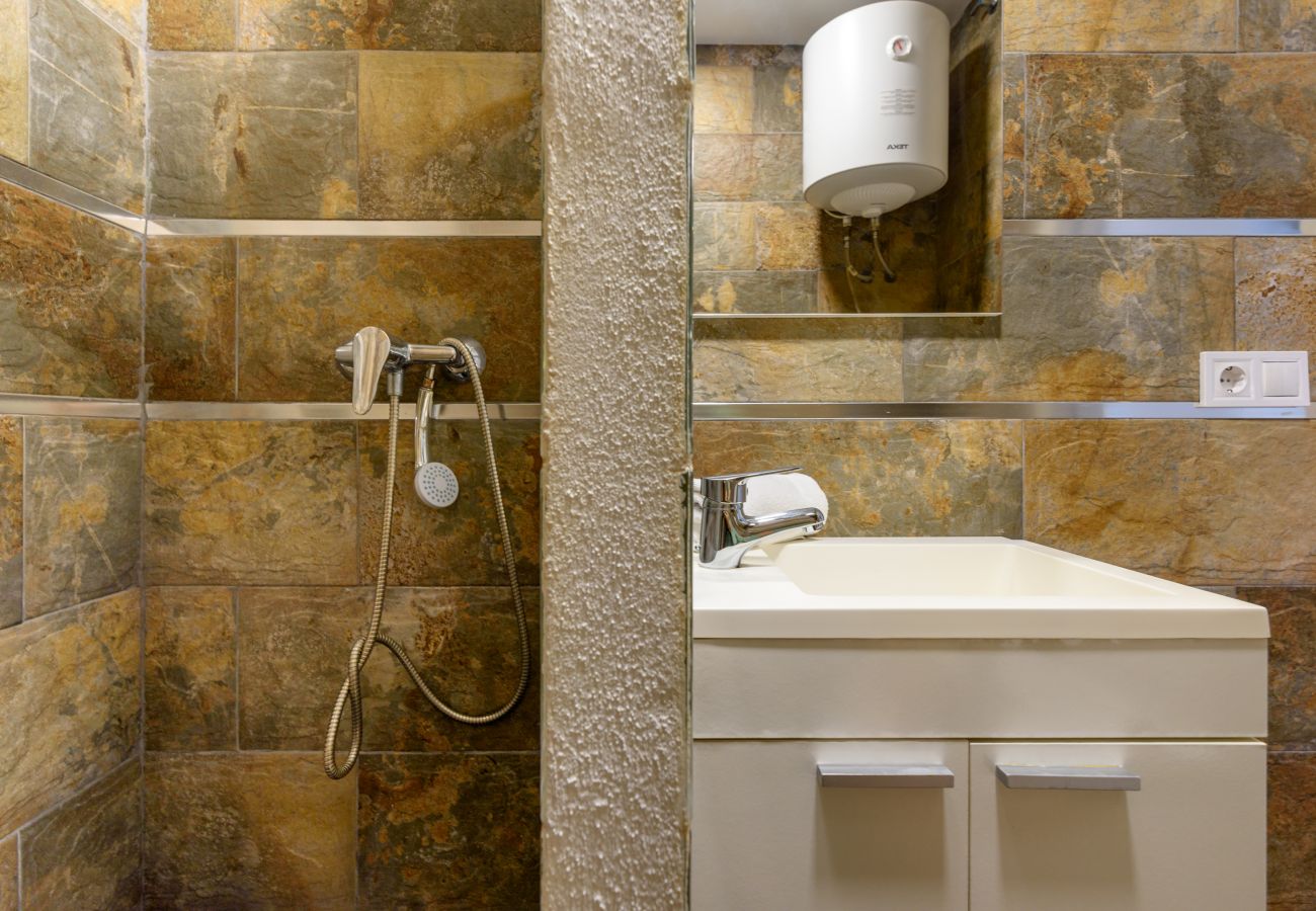 Apartment in Málaga - WintowinRentals Cozy, central and full of charm