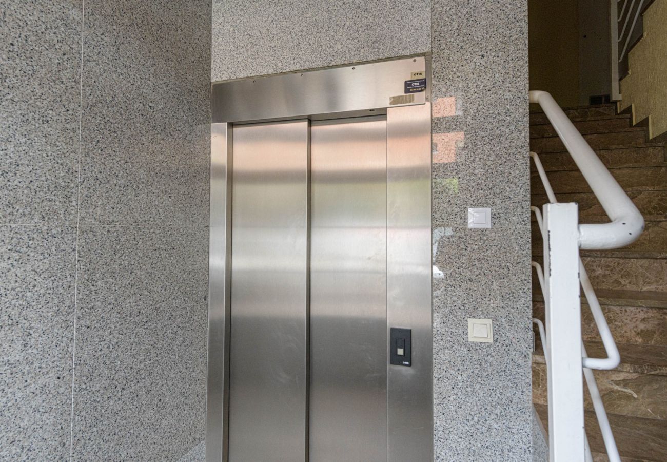 Apartment in Rincón de la Victoria - WintowinRentals Seafront Apartment with Spectacular Views