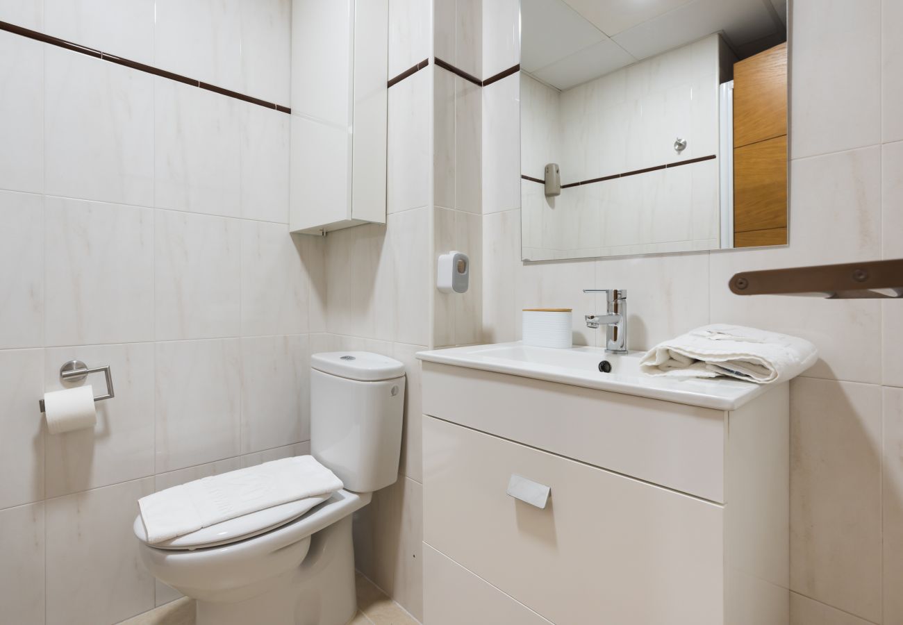 Apartment in Rincón de la Victoria - WintowinRentals · Perfect Location with Terrace, Pool and Parking in Rincón de la Victoria