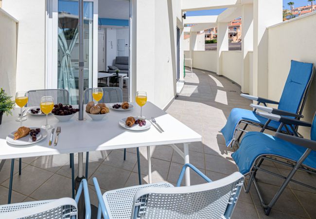  in Rincón de la Victoria - WintowinRentals Penthouse with Private Terrace in the Center of Rincón de la Victoria