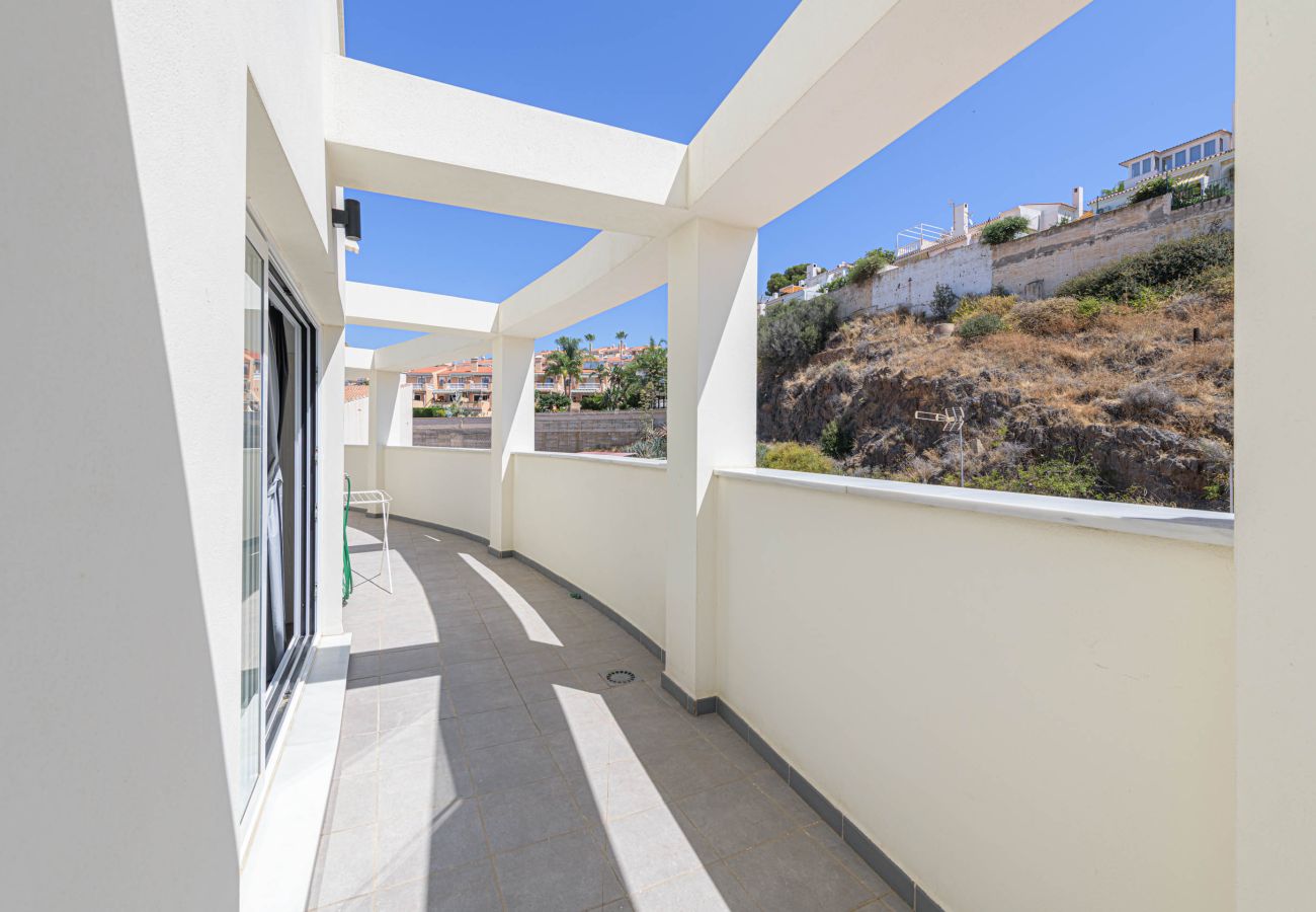 Apartment in Rincón de la Victoria - WintowinRentals Penthouse with Private Terrace in the Center of Rincón de la Victoria