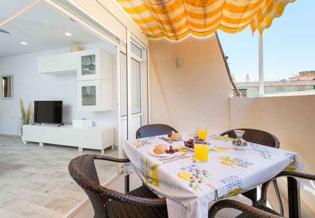 Apartment in Fuengirola - WintowinRentals Central apartment just 3 minutes from the beach in Fuengirola Apartment in Fuengirola - WintowinRentals Central apartment just 3 minutes from the beach in Fuengirola