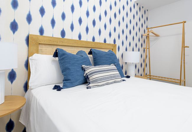 Apartment in Málaga - WintowinRentals Renovated loft with garage next to Huelin Beach Apartment in Málaga - WintowinRentals Renovated loft with garage next to Huelin Beach