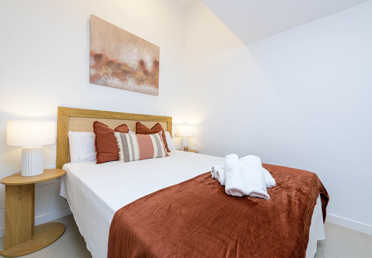 Apartment in Málaga - WintowinRentals Renovated loft with garage next to Huelin Beach Apartment in Málaga - WintowinRentals Renovated loft with garage next to Huelin Beach