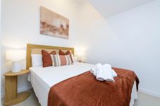 Apartment in Málaga - WintowinRentals Renovated loft with garage next to Huelin Beach Apartment in Málaga - WintowinRentals Renovated loft with garage next to Huelin Beach