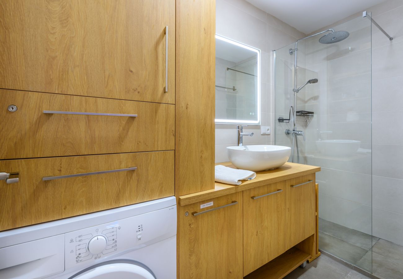 Apartment in Rincón de la Victoria - WintowinRentals Charming Apartment with Sunny Terrace near the Sea