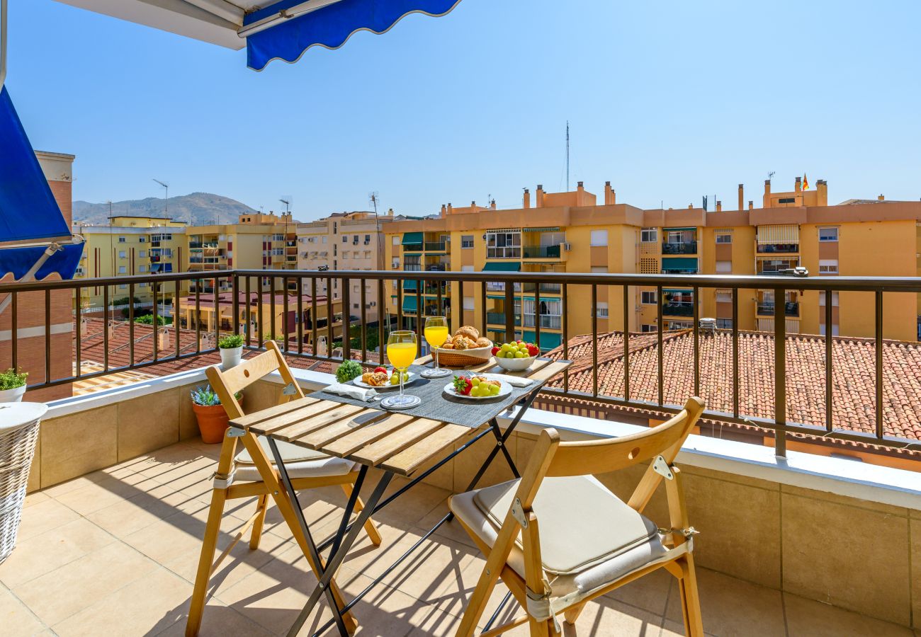 Apartment in Rincón de la Victoria - WintowinRentals Charming Apartment with Sunny Terrace near the Sea