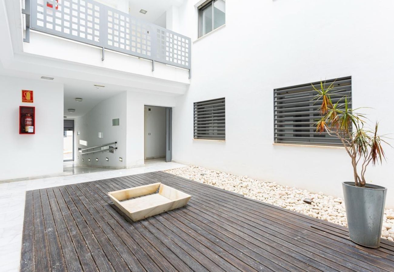 Studio in Málaga - WintowinRentals Urban Nest Malaga Centre: Style and Comfort Next to the Old Town