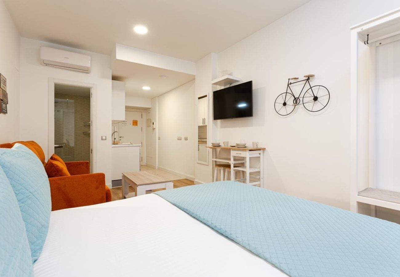 Studio in Málaga - WintowinRentals Urban Nest Malaga Centre: Style and Comfort Next to the Old Town