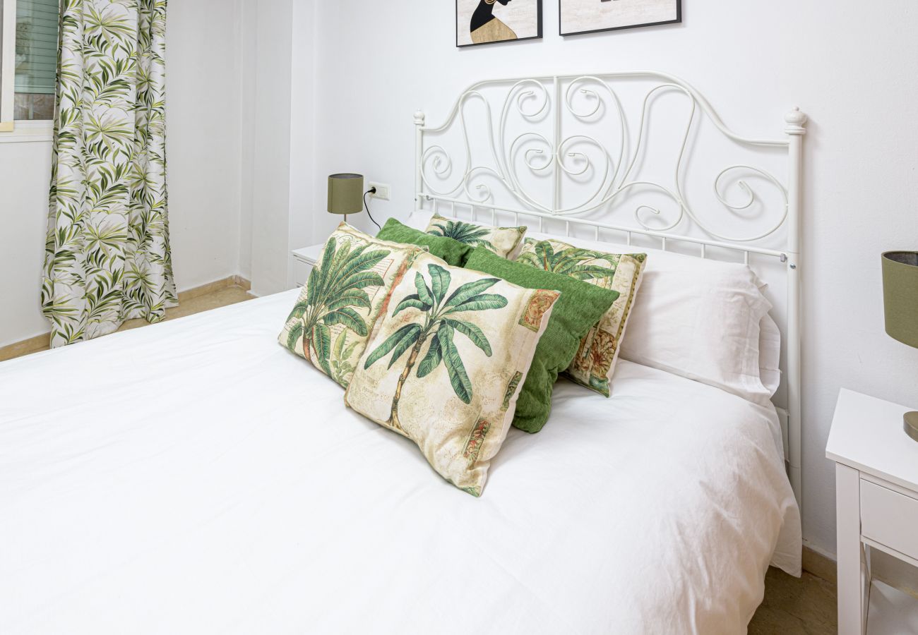 Apartment in Rincón de la Victoria - WintowinRentals Home Sweet Beach – 2 Bedrooms with Terrace near Rincón Beach
