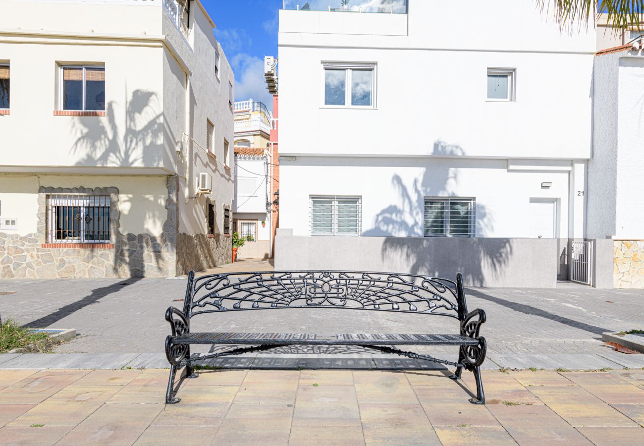 Apartment in Rincón de la Victoria - WintowinRentals Home Sweet Beach – 2 Bedrooms with Terrace near Rincón Beach