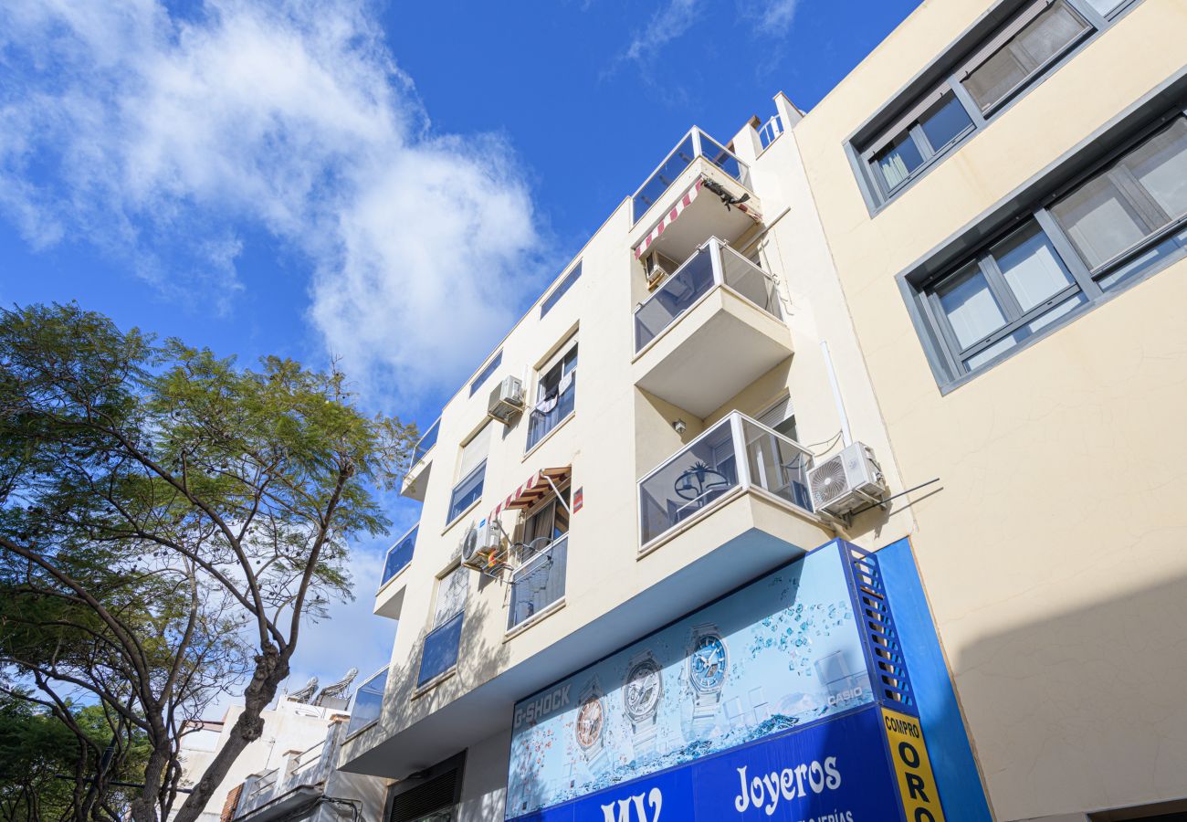 Apartment in Rincón de la Victoria - WintowinRentals Home Sweet Beach – 2 Bedrooms with Terrace near Rincón Beach