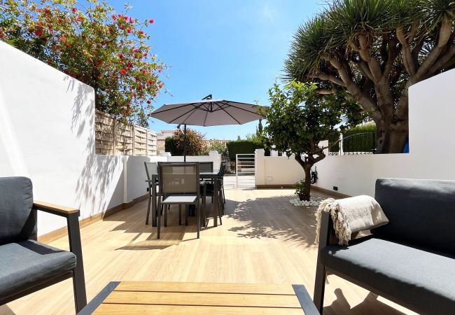  in Rincón de la Victoria - WintowinRentals Exclusive Family Chalet With Terraces And Nearby Beach In Torre de Benagalbón