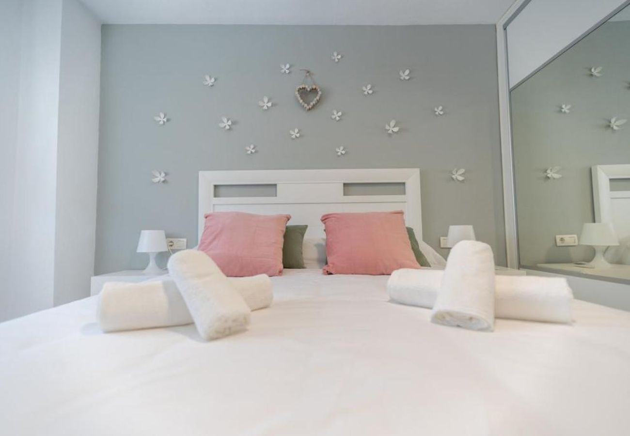 Apartment in La Cala del Moral - WintowinRentals Terrace, Pool, Parking in Cala del Moral