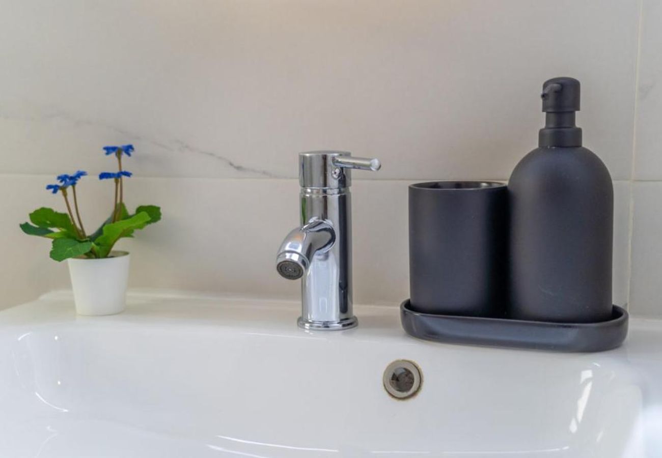 Apartment in La Cala del Moral - WintowinRentals Terrace, Pool, Parking in Cala del Moral