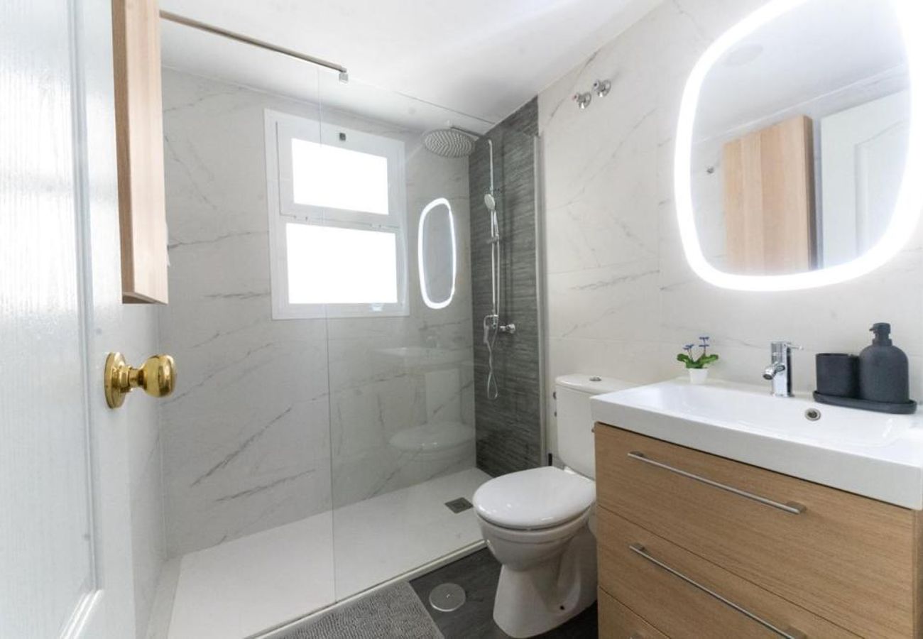 Apartment in La Cala del Moral - WintowinRentals Terrace, Pool, Parking in Cala del Moral