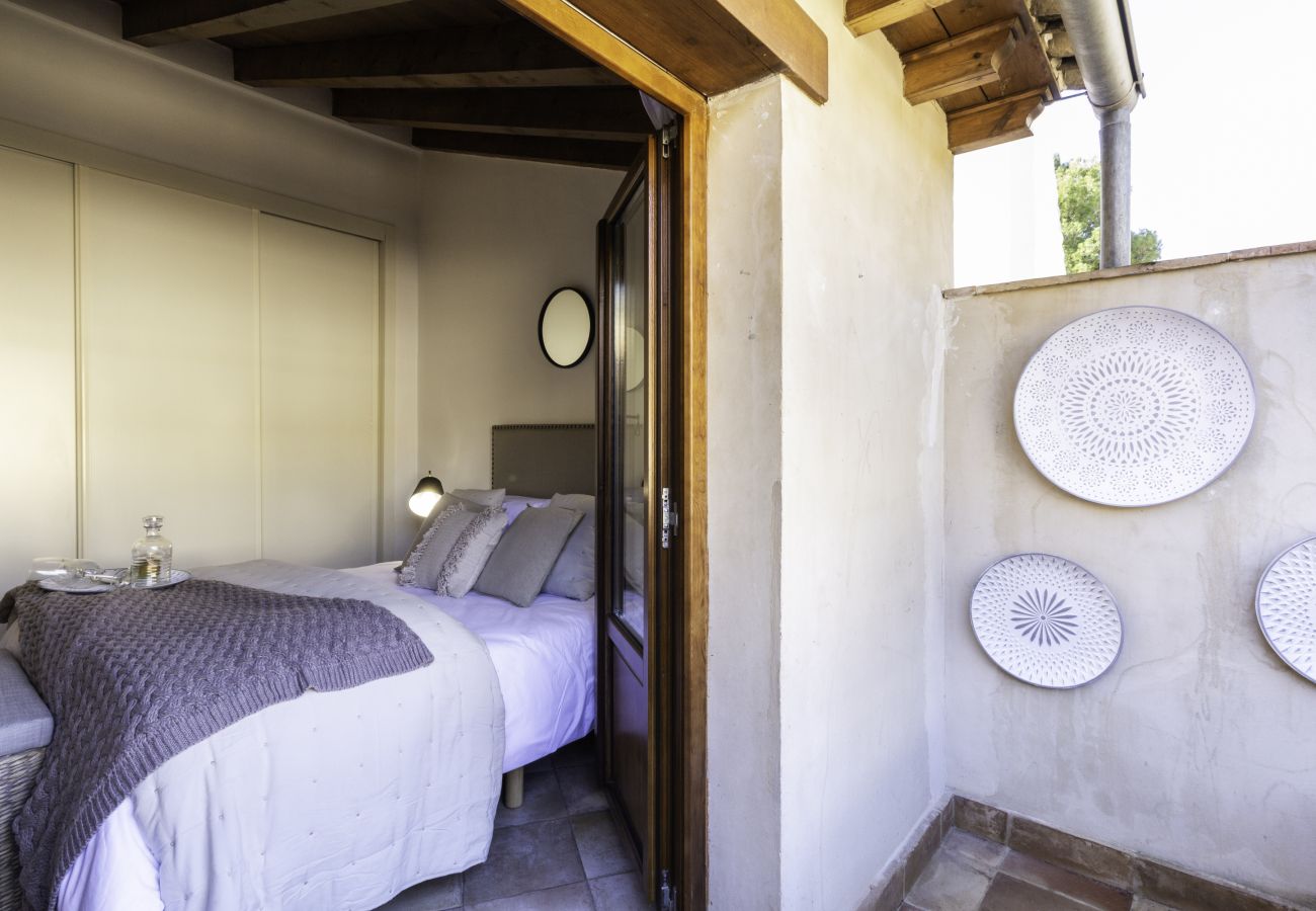 Apartment in Granada - WintowinRentals Fabulous Penthouse with Terrace in the Heart of Granada