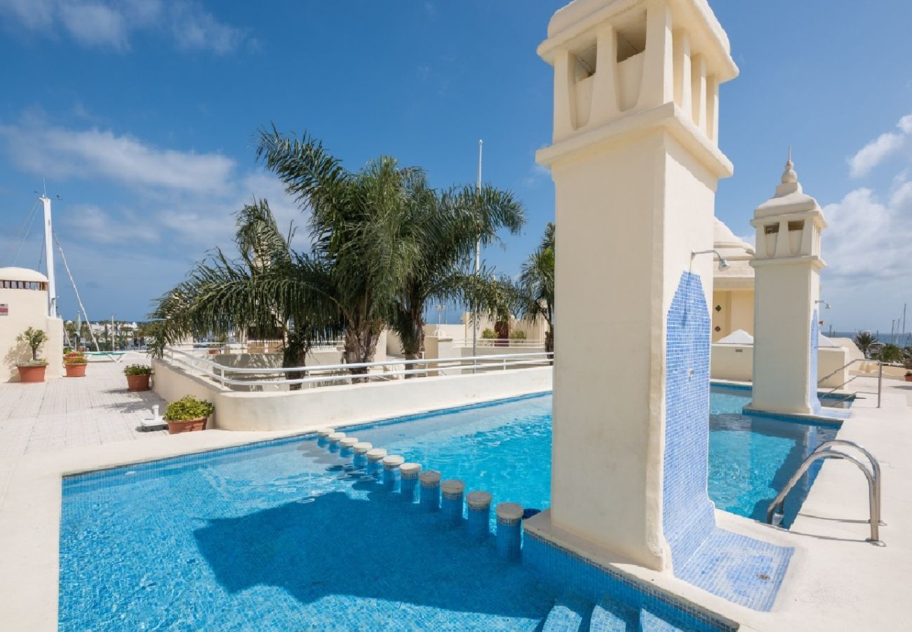 Apartment in Benalmádena - WintowinRentals Premium Apartment with Terrace and Stunning Views in Puerto Marina