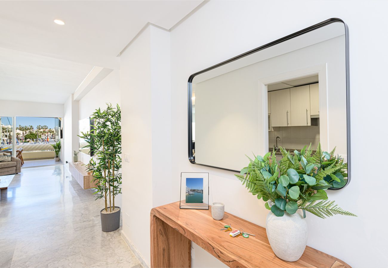 Apartment in Benalmádena - WintowinRentals Premium Apartment with Terrace and Stunning Views in Puerto Marina