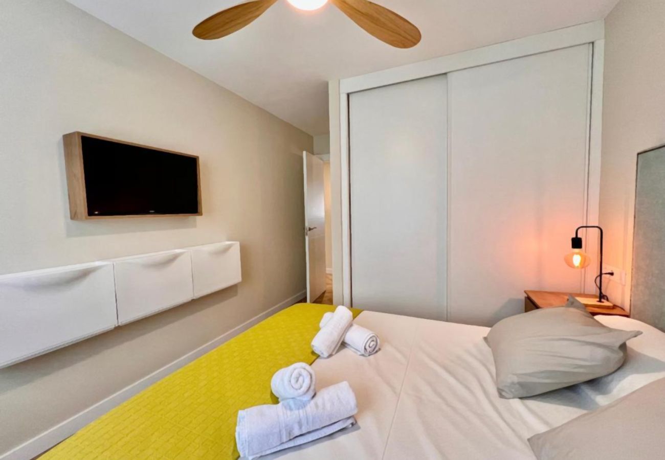 Apartment in Mogro - WintowinRentals Suite Miramar Apartment, Usil Beach