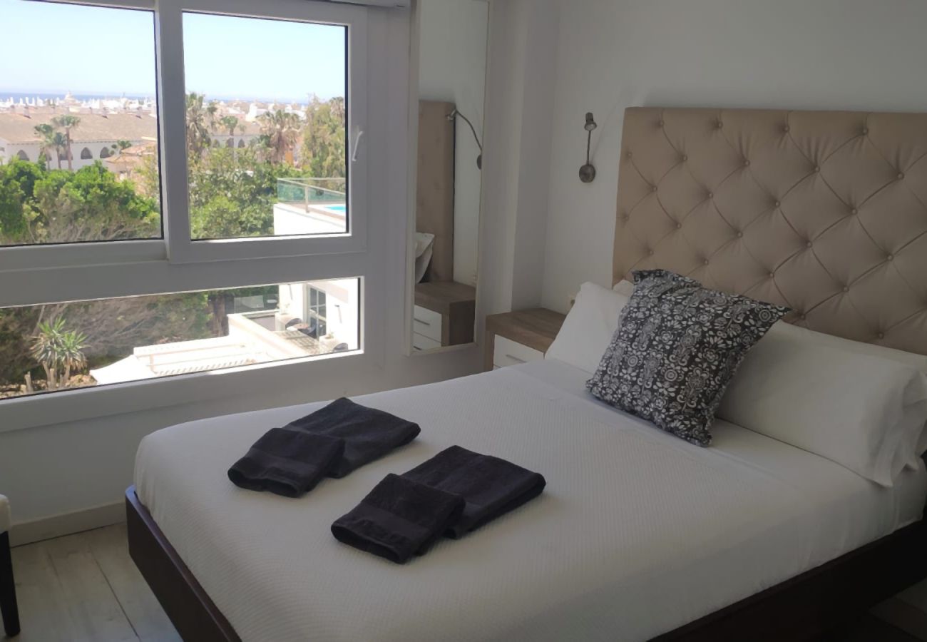 Apartment in Torremolinos - WintowinRentals La Carihuela OCEAN HOUSE COSTA DE SOL Torremolinos