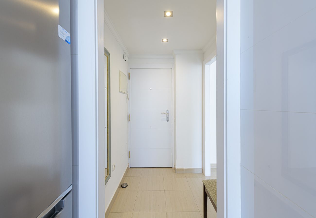 Apartment in Málaga - WintowinRentals Spacious apartment in Huelin with privileged views, parking included and close to the beach