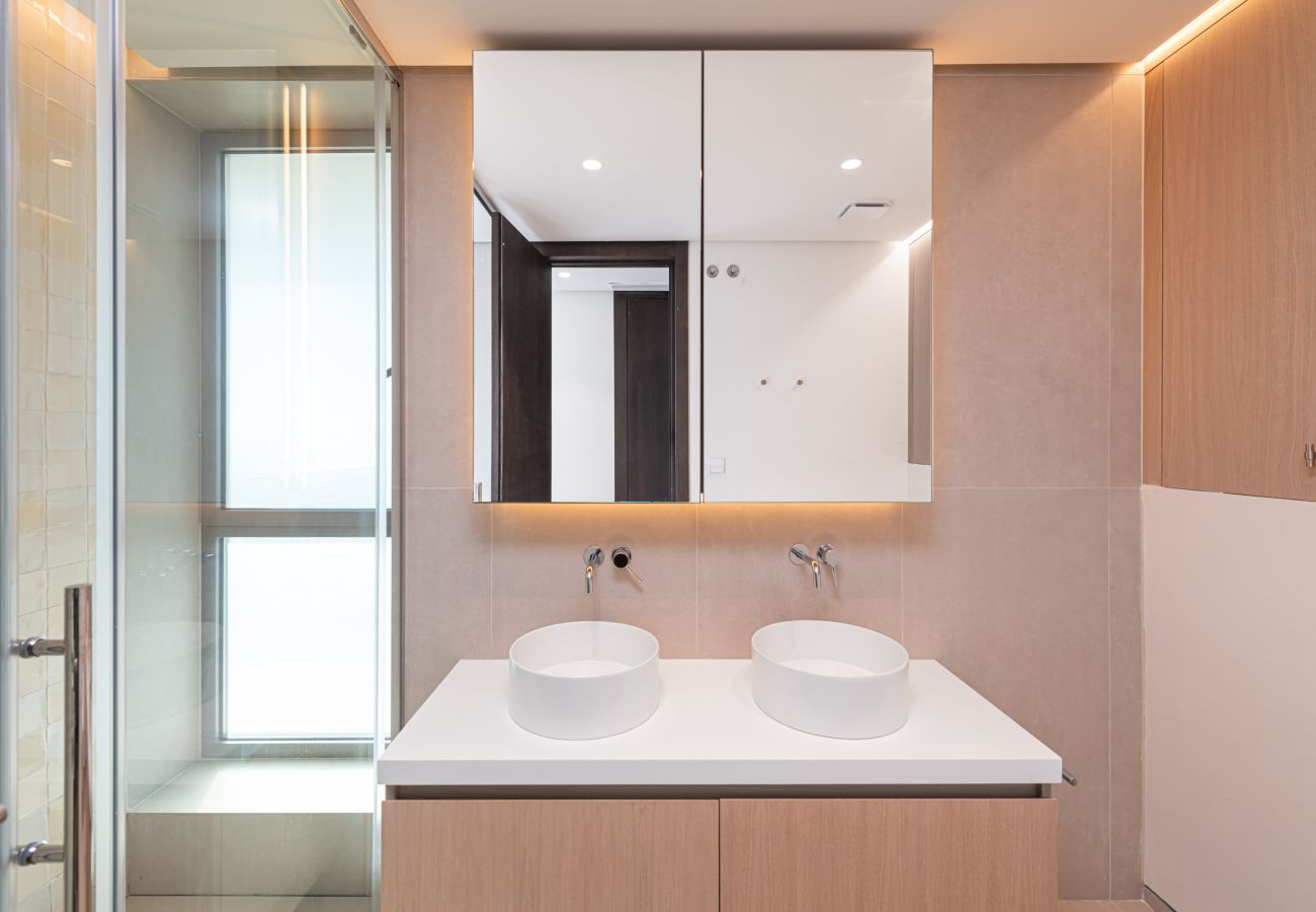Apartment in Málaga - WinToWinRentals Málaga Tower Luxury Collection