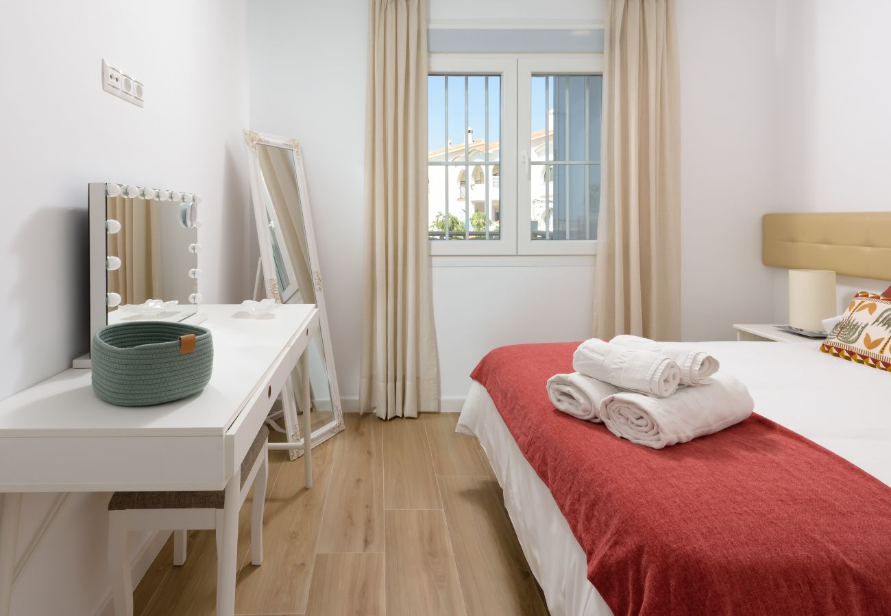 House in Rincón de la Victoria - WintowinRentals First-Line Beach House with Terrace