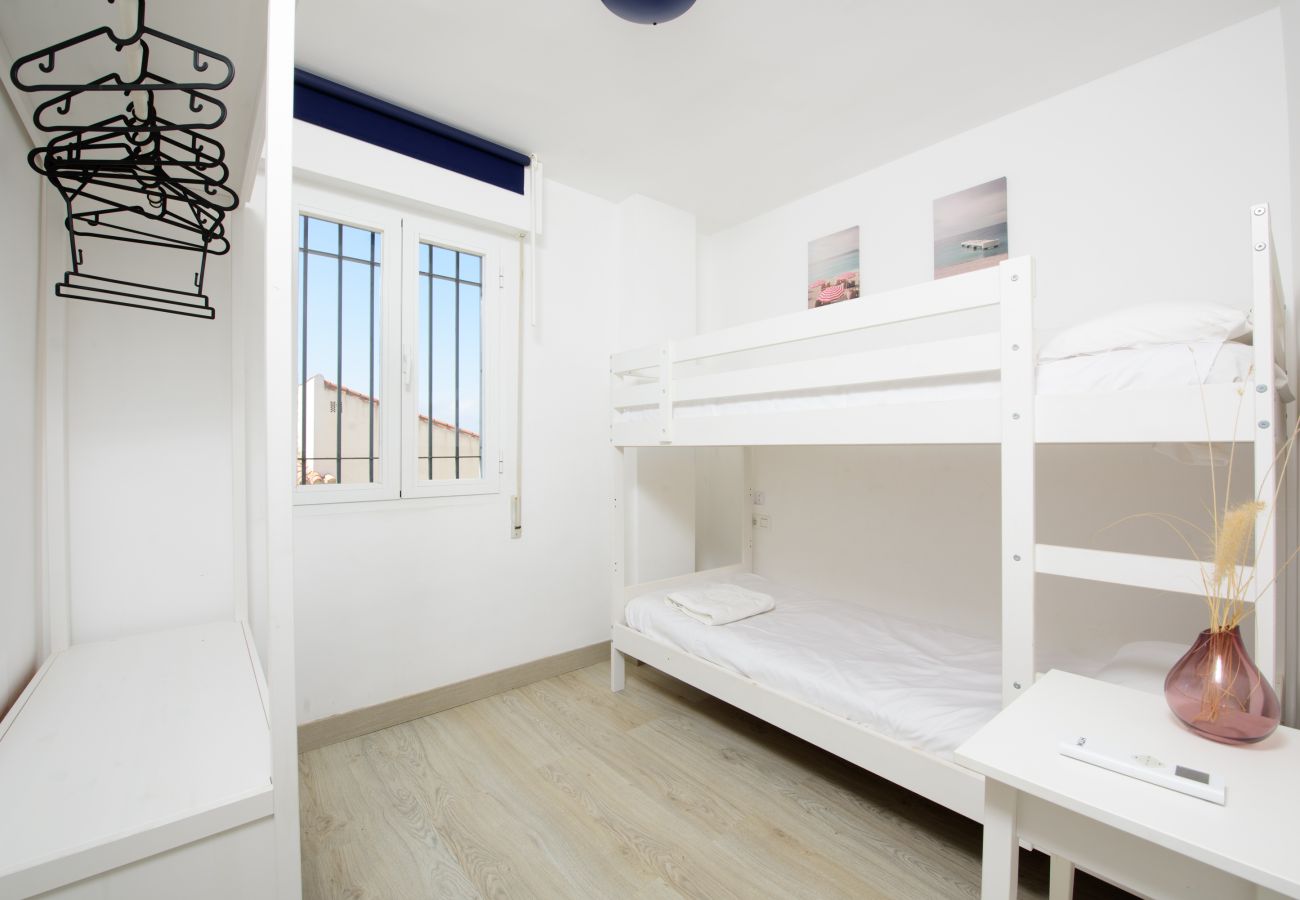 Terraced House in Chilches Costa - WintoWinRentals Charming House in Chilches