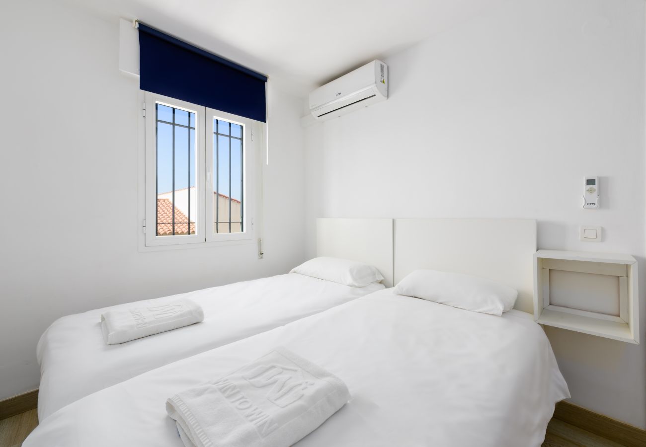 Terraced House in Chilches Costa - WintoWinRentals Charming House in Chilches