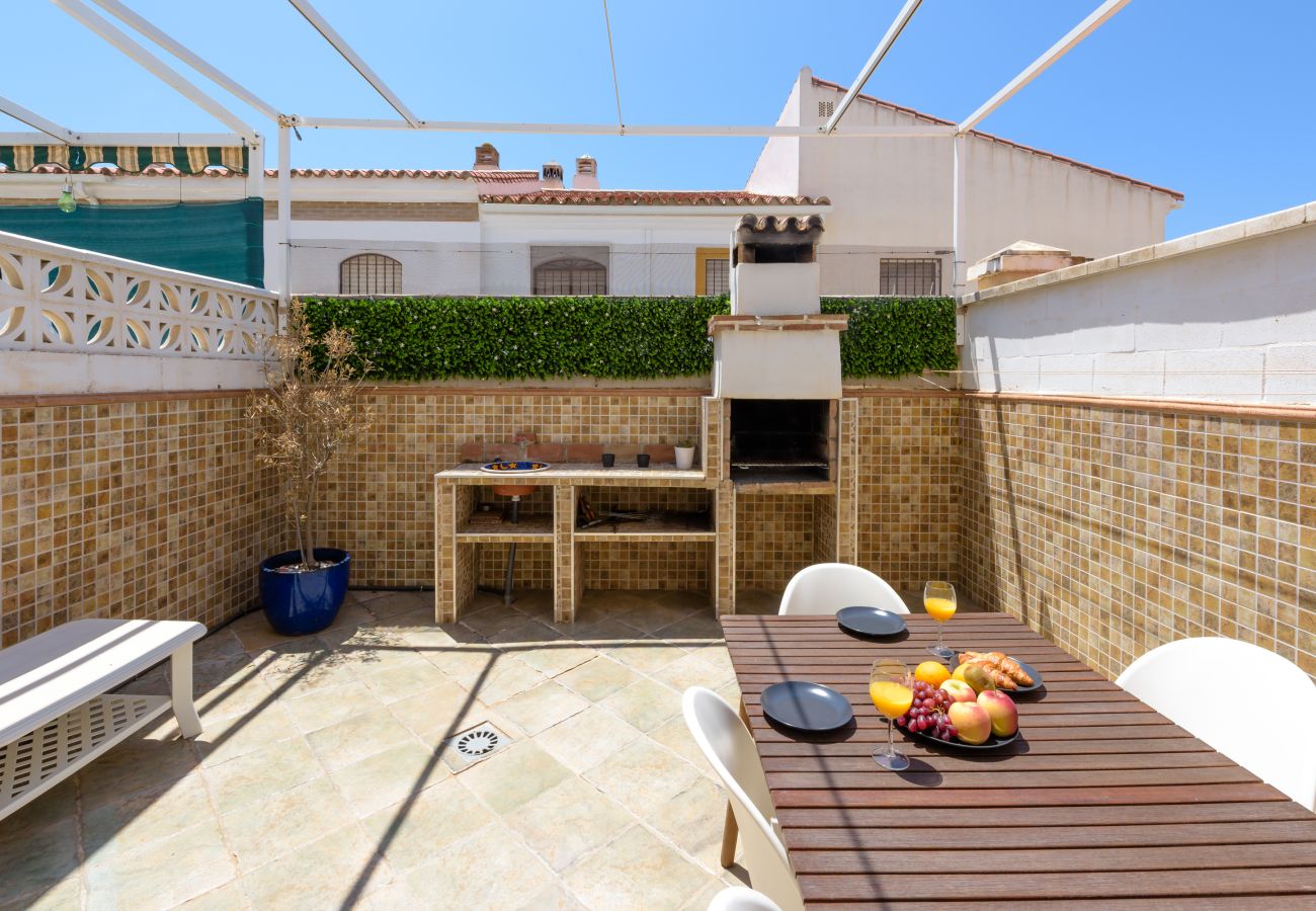 Terraced House in Chilches Costa - WintoWinRentals Charming House in Chilches