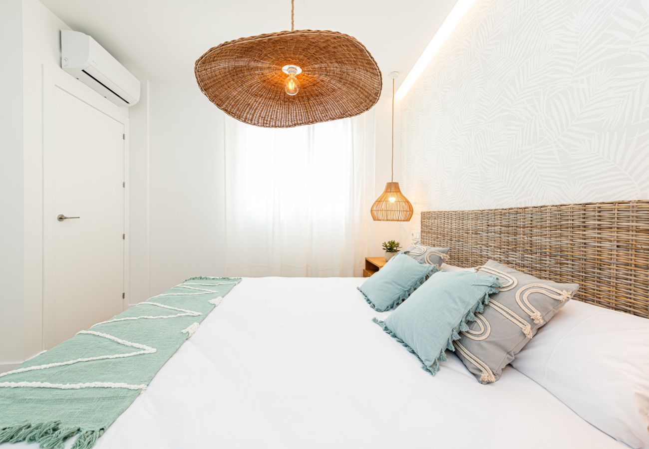 Apartment in Málaga - WintowinRentals Goleta Suites 1A