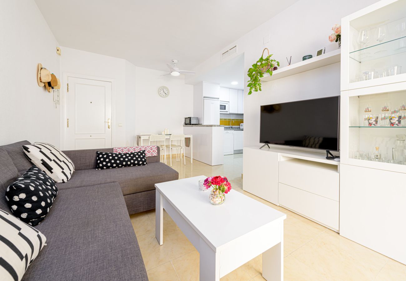 Apartment in Benajarafe - WintowinRentals Playa Linda Benajarafe Beach and Pool